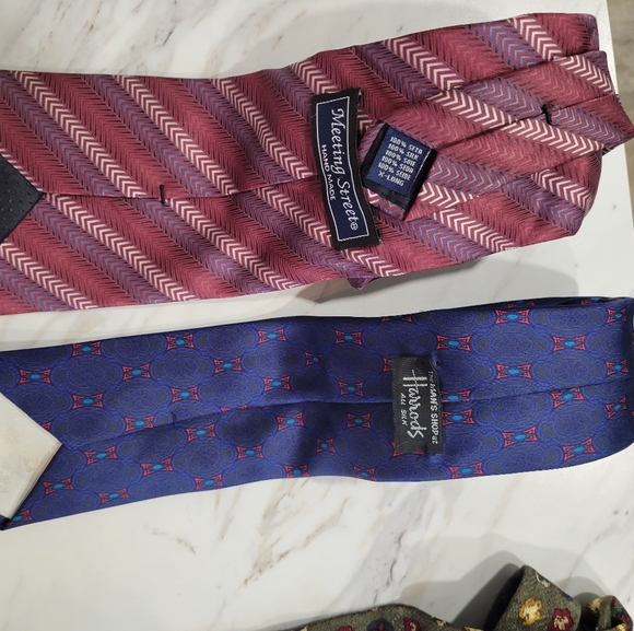 Silk Tie Lot - Picture 7 of 14